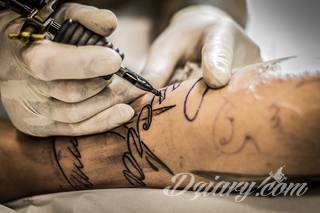Myślisz o zawodzie tatuatora? Odniesiesz sukces, jeśli masz te 7 cech