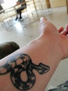 Tatuaże Wysypka? Potówki?  Aktualizacja z dzisiaj, nie smarowałem...