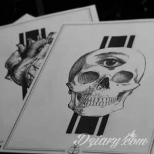 Jego prace będą wkrótce dostępne...