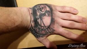 Na poczatku tatuaz wygladal tak