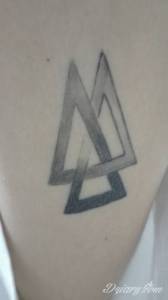 Aktualnie schodzącej skôry nie widać....