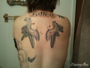 Tatuaże Szukam wzoru skrzydla Film fajny a co do...