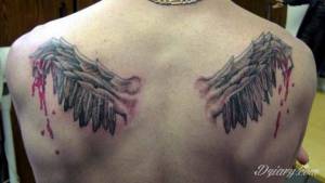 Tatuaże Szukam wzoru skrzydla Film fajny a co do...