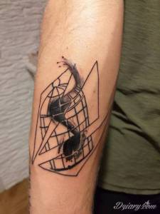 Tatuaże Debiut  Kolejny wzorek w międzyczasie.Czaszka z...