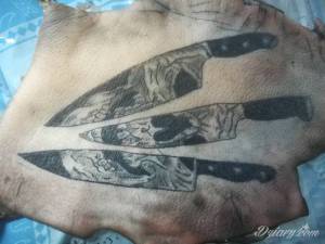 Tatuowalem na świńskiej skórze masz...