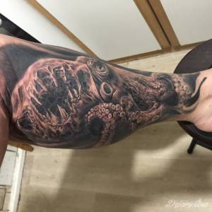 Tatuaże POKAŻ SWOJĄ DZIARĘ MIKOŁAJOWI! #2 Przedstawiam Wielkiego Przedwiecznego Cthulhu. Tatuaż...