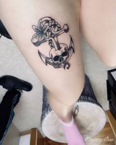 Tatuaże Czy ma to sens? Tym razem udo żony 🤪...