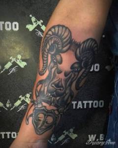 witam, szukasz tylko polskich tatuatorów,...