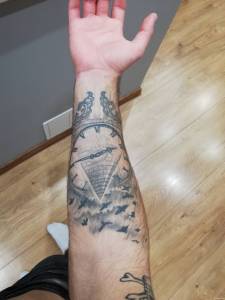 Cześć wszystkim, ogólnie mam taki... Szukam pomysłu na łączenie.