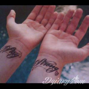 Czy napisy mogą się po... Czy tatuaże się rozmazuja?