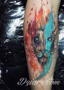 Chce zrobić sobie pierwszy tatuaż, który będzie do mnie pasował.