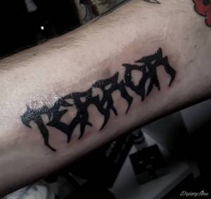 Hej! Jestem mloda pozytywna osoba,... Szukam pracy jako tatuażystka w ogolicy Kielc/Warszawy