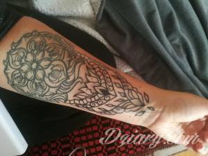 Hej! Jestem nowa na forum... Czy to normalny stan tatuażu po 2 latach?