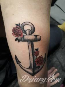 Bardzo proszę Waszą opinie:) Nowy rok, nowe tatuaże:)