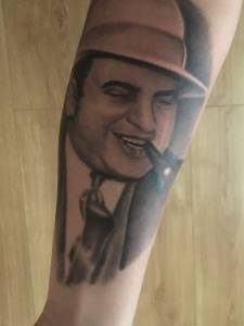 Dopiero początek na obu rękach... Gangsterski/mafijny