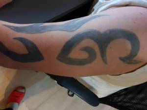 Niestety życiowy błąd, który miałbyć... Prośba o pomysł na cover up oraz wycena + -.