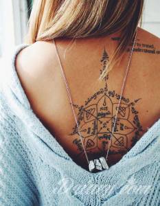 Od wielu lat jestem zauroczona... Tatuaż proszę o pomoc