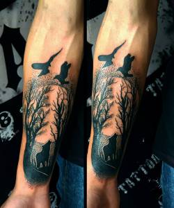 szukam pracy w studio jako tatuazysta.