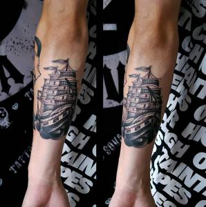 szukam pracy w studio jako tatuazysta.