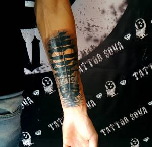 szukam pracy w studio jako tatuazysta.