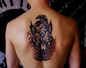 szukam pracy w studio jako tatuazysta.