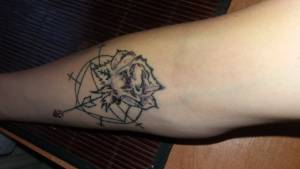 Schodzący naskórek z tuszem 