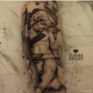 Poszukuje tatuatora / tatuatorki