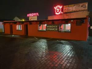 Studio tatuażu nawiążę współpracę z tatuatorem