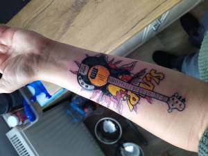 Czy ten tatuaż jest zaorany?