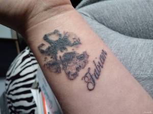 Tydzien temu zrobilam kolejny tatuaz.... Prosze o porade