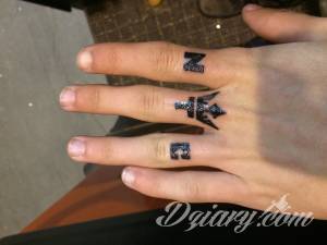 Czy z tatuażem jest wszystko dobrze?