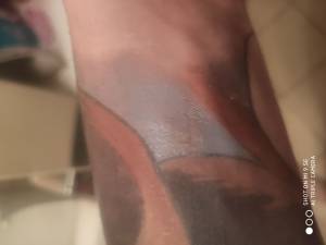 dziwne pęknięcia tatuaż ma 10 dni