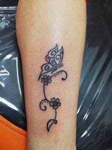 Oszpecenie przez tatuaz