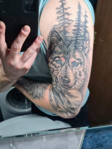 Przekrwienia po białym tuszu 