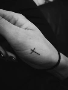 Witam, przygodę z tatuowaniem zaczęłam... Witam poproszę o ocenę pracy :)