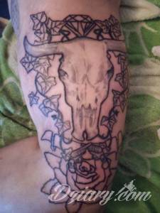 Witam. Swoją przygodę z tatuowaniem... Witam :)