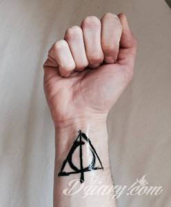Witam. Swoją przygodę z tatuowaniem... Witam :)