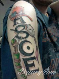 Witam. Szukam wzoru/pomysłu na tatuaż.... Napis z kolorowymi wstawkami.