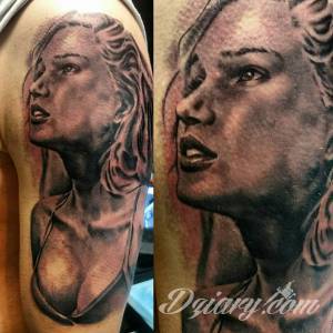 Wrucilem do pl ..wiec musze... DARMOWE TATTOO!!
