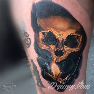 Tatuaże 3D intrygujące oko i prowadzące do swoistej gry ze zmysłami. Wzory, które na skórze łączą realizm i abstrakcję; graniczą z animacją i zachwycają doskonałością odwzorowania. Trójmiarowe tatuaże zadziwiają drobiazgowością kształtów i nadzwyczajną precyzją realizacji.