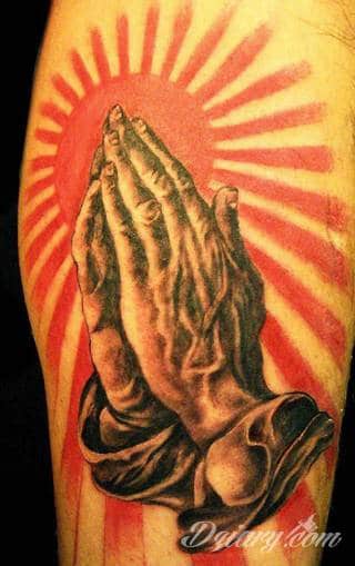 Tatuaże 3D intrygujące oko i prowadzące do swoistej gry ze zmysłami. Wzory, które na skórze łączą realizm i abstrakcję; graniczą z animacją i zachwycają doskonałością odwzorowania. Trójmiarowe tatuaże zadziwiają drobiazgowością kształtów i nadzwyczajną precyzją realizacji.