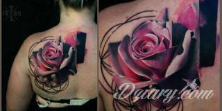 Tatuaże 3D intrygujące oko i prowadzące do swoistej gry ze zmysłami. Wzory, które na skórze łączą realizm i abstrakcję; graniczą z animacją i zachwycają doskonałością odwzorowania. Trójmiarowe tatuaże zadziwiają drobiazgowością kształtów i nadzwyczajną precyzją realizacji.