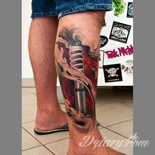 Tatuaże 3D intrygujące oko i prowadzące do swoistej gry ze zmysłami. Wzory, które na skórze łączą realizm i abstrakcję; graniczą z animacją i zachwycają doskonałością odwzorowania. Trójmiarowe tatuaże zadziwiają drobiazgowością kształtów i nadzwyczajną precyzją realizacji.