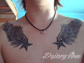 Anioły niczym z baśni, ale również te upadłe, niepokojąco groźne - takie tatuaże rozbudzają wyobraźnię! Anielskie wzory to różnorodność form, ale niezmienne podkreślanie starannej kreski. Doskonale sprawdzają się na męskim ciele, gdzie tworzą ciekawy kontrast.