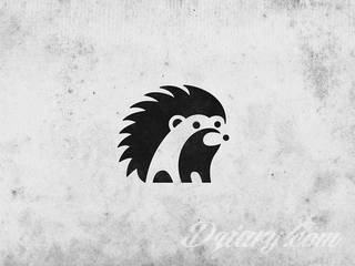 Białe tatuaże wyglądające np. na dłoni niczym delikatna, koronkowa rękawiczka. Świetne wzory dla kobiet dbających o nieprzeciętny image. Białe tatuaże o różnorodnym poziomie detali pozwalają na ozdobienie skóry w sposób subtelny i ujęty w formie symbolu.