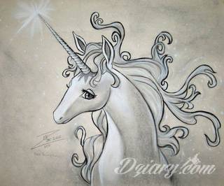 Białe tatuaże wyglądające np. na dłoni niczym delikatna, koronkowa rękawiczka. Świetne wzory dla kobiet dbających o nieprzeciętny image. Białe tatuaże o różnorodnym poziomie detali pozwalają na ozdobienie skóry w sposób subtelny i ujęty w formie symbolu.