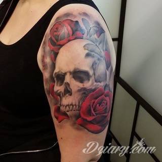 Death is not the end! Tatuaże z czaszkami pokazują dystans do tego, co nieuniknione. Czaszka na skórze ma niejedno oblicze: od wzbudzającego strach po lekko kpiące z otaczającej nas rzeczywistości.