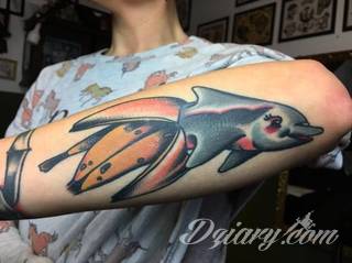Tatuaże delfin