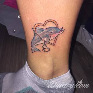 Tatuaże delfin