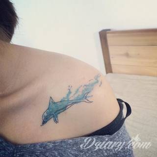 Tatuaże delfin